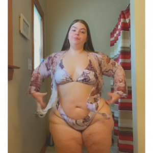 Video by babykcc published on November 29,2023 01:27:53 - BestThots