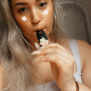 Video by rose_la_reine_vip published on May 10,2023 04:19:00 - BestThots