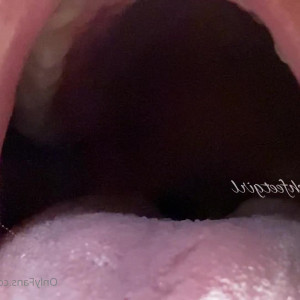 Video by mariefrenchfeetgirl published on June 27,2023 10:11:00 - BestThots
