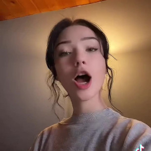 brunettebhabie #3662519