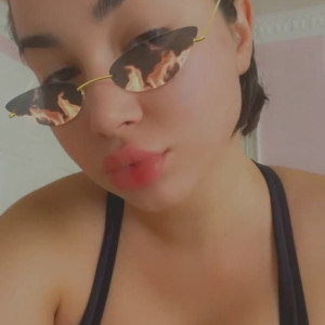 elizabethleica #5896004