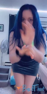 Video by syrendeville published on January 20,2025 00:00:35 - BestThots