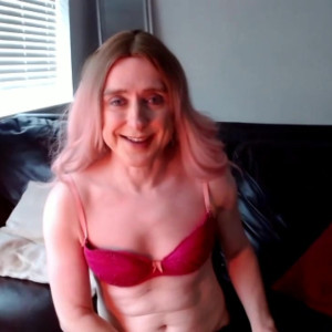 Video by scarlett_ts published on May 19,2023 10:02:00 - BestThots