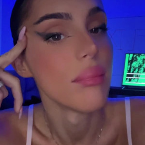 alicia.freee0 #8422696