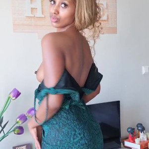 Video by eleganthot published on July 18,2023 08:08:00 - BestThots