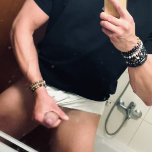 Video by ferdinanddiegovip published on January 13,2024 00:54:06 - BestThots