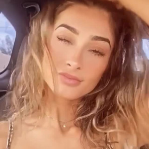 Video by sophisummers published on June 2,2023 17:34:00 - BestThots