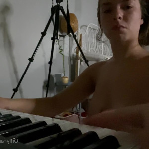 Video by aussielovesyou published on June 18,2023 03:44:00 - BestThots