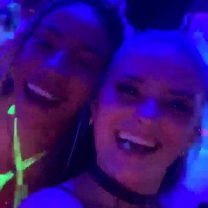 Video by ashhhmikaylaaa published on April 11,2023 01:53:00 - BestThots