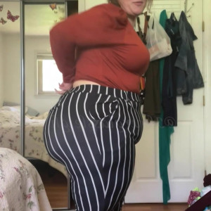 Video by hourglassleigh1 published on May 13,2023 00:46:00 - BestThots
