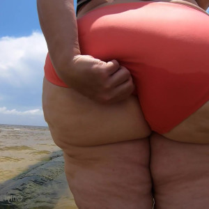 Video by hourglassleigh1 published on June 26,2023 01:34:00 - BestThots