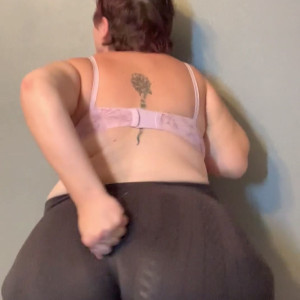 Video by hourglassleigh1 published on April 23,2023 01:25:00 - BestThots