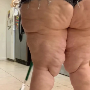 Video by hourglassleigh1 published on March 10,2023 10:18:00 - BestThots