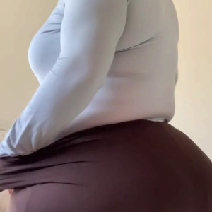Video by hourglassleigh1 published on June 2,2023 20:25:00 - BestThots