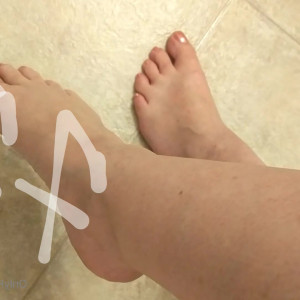 Video by freyafootlove published on April 29,2023 02:18:00 - BestThots