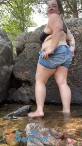 Video by queenkenz28 published on January 21,2025 16:01:03 - BestThots