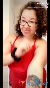 Video by queenkenz28 published on January 21,2025 16:01:11 - BestThots