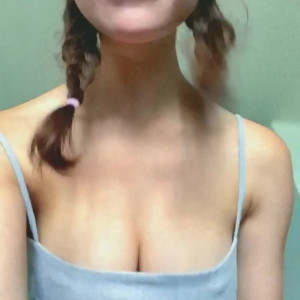 Video by ganja_babe published on April 24,2023 12:53:00 - BestThots