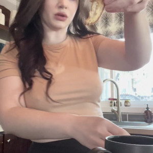 Video by theemilylynne published on March 4,2023 12:55:00 - BestThots