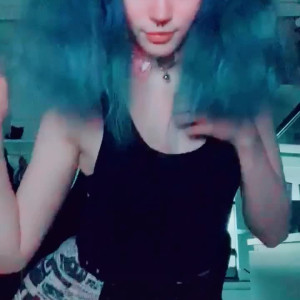 Video by cutelilkitten published on March 21,2023 02:28:00 - BestThots