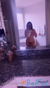 kensleefaye #9728460