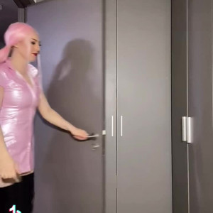 Video by thelatexgoddess published on June 24,2023 21:03:00 - BestThots
