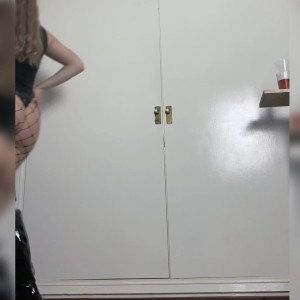 Video by thelatexgoddess published on March 17,2023 03:32:00 - BestThots
