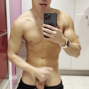 Video by oliverhuntxxx published on May 21,2023 12:52:00 - BestThots