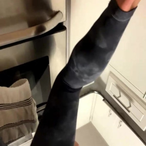 Video by giantesstara published on April 7,2023 01:28:00 - BestThots