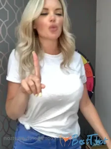 Video by porchiawatson published on January 21,2025 00:02:24 - BestThots