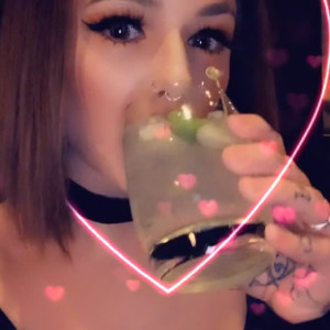 Video by sleepylaika published on May 5,2023 18:54:00 - BestThots