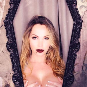 Video by nikkibenz published on August 27,2023 14:52:56 - BestThots