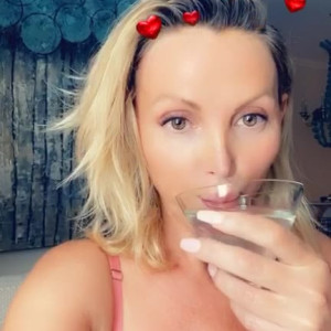 Video by nikkibenz published on March 24,2023 14:18:00 - BestThots