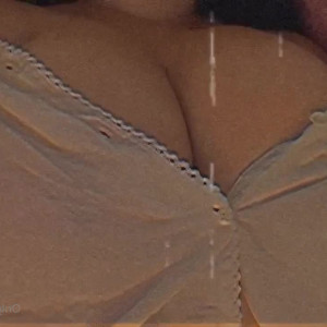 Video by foreverkim_ published on July 16,2023 14:18:00 - BestThots