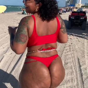 Video by eatmahkandy published on April 19,2023 00:06:00 - BestThots
