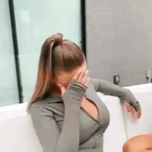 Video by italia_kash published on April 1,2023 21:19:00 - BestThots