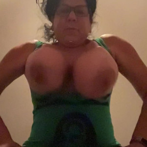 Video by xratedwife published on May 4,2023 14:39:00 - BestThots