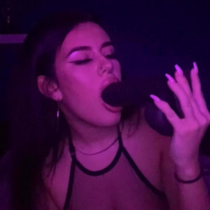 Video by niamhvelvet published on April 7,2023 02:45:00 - BestThots