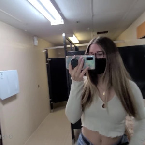 Video by bbjademoon published on August 7,2023 19:05:00 - BestThots