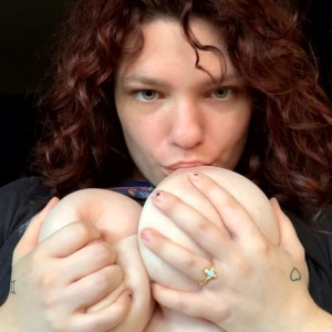 Video by annabel_redd published on March 5,2023 20:26:00 - BestThots