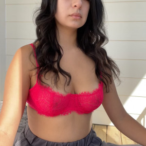 Video by camistrella published on January 3,2024 23:40:49 - BestThots