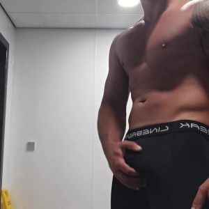 Video by biguyxl published on March 3,2023 00:11:00 - BestThots