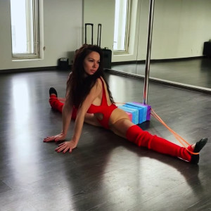 Video by lovalova published on April 20,2023 21:59:00 - BestThots
