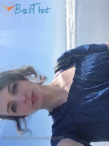 janieblade #9710480