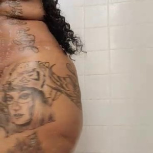 Video by deliciousdmvbaddie published on April 27,2023 20:04:00 - BestThots