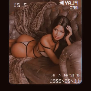 Video by estefaa published on April 21,2023 16:45:00 - BestThots