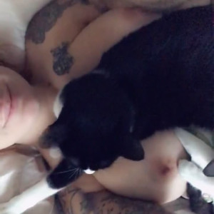 Video by lauralux published on April 4,2023 16:21:00 - BestThots