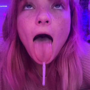 Video by stonedmoon published on May 9,2023 00:20:00 - BestThots