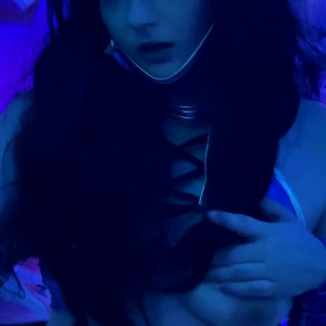 Video by stonedmoon published on March 21,2023 23:27:00 - BestThots
