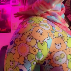Video by stonedmoon published on May 1,2023 11:46:00 - BestThots